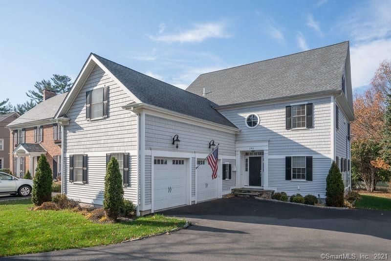 195 Steele Rd, West Hartford, CT 06119