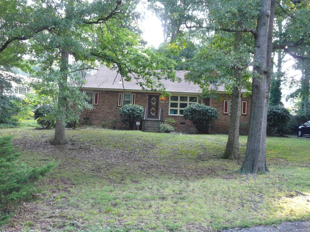 6556 Hagueman Dr, Richmond, VA 23225