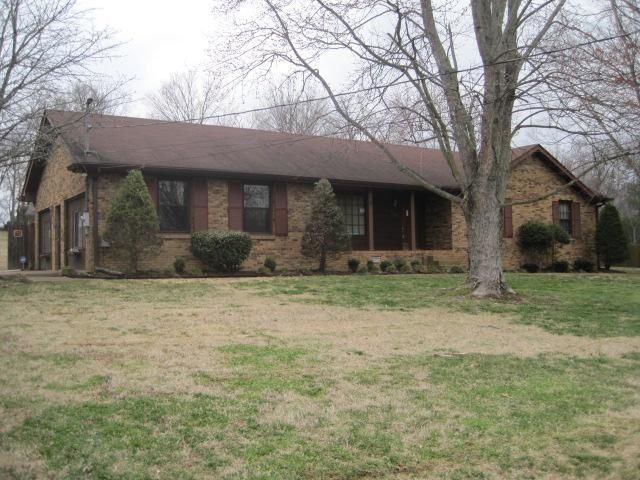 508 Lakeshore Dr, Old Hickory, TN 37138