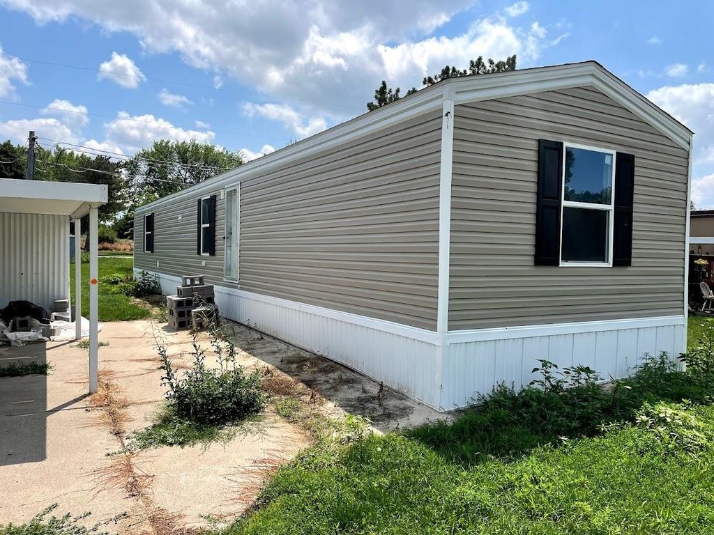 640 S North St, Broken Bow, NE 68822