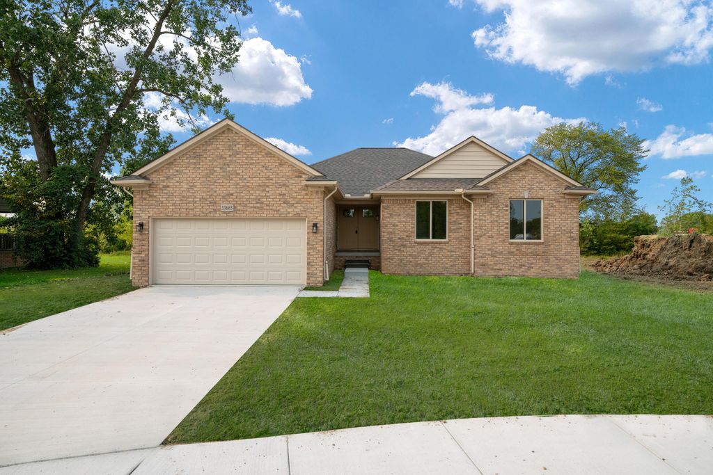 33747 Stevenson St, Clinton Township, MI 48035 MLS 24001922 Trulia