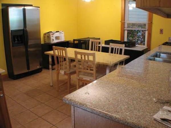 326 Washington St #2, Somerville, MA 02143