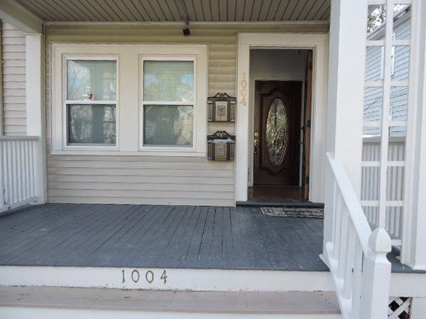 1004 South St #2, Boston, MA 02131