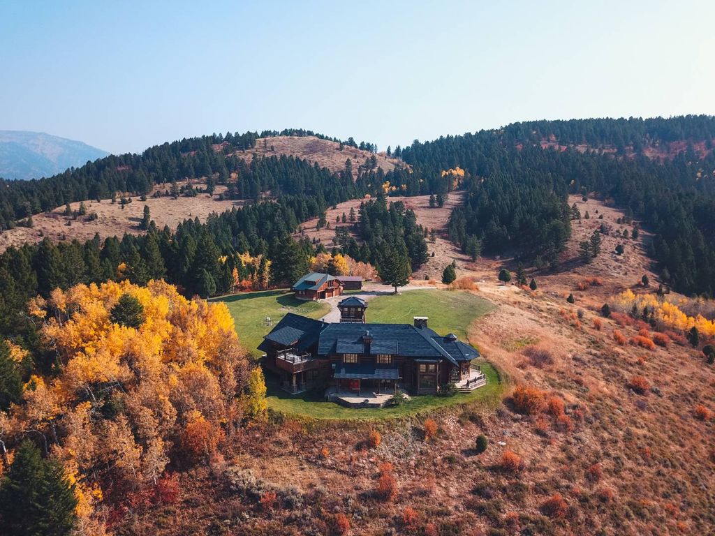 3100 County Road 129, Grover, WY 83122