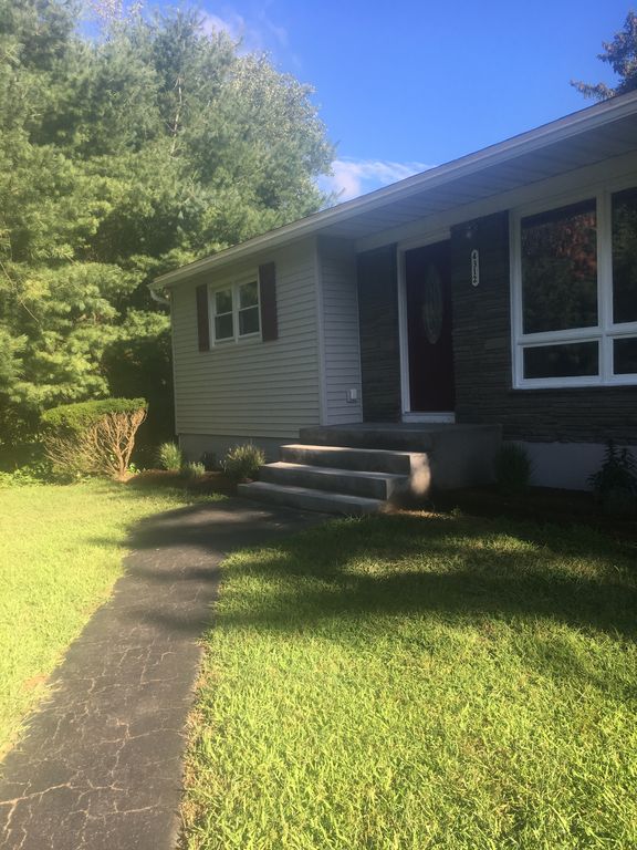 4312 CONSAUL RD, Niskayuna, NY 12304