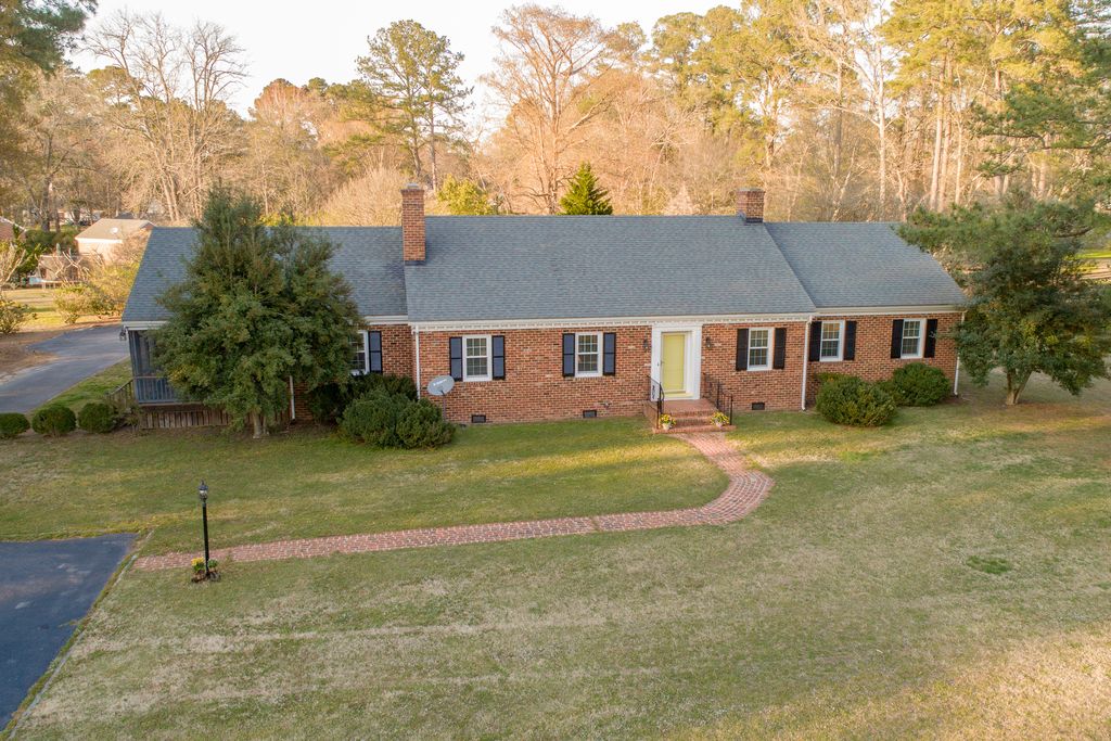 22481 Main St, Courtland, VA 23837 Trulia