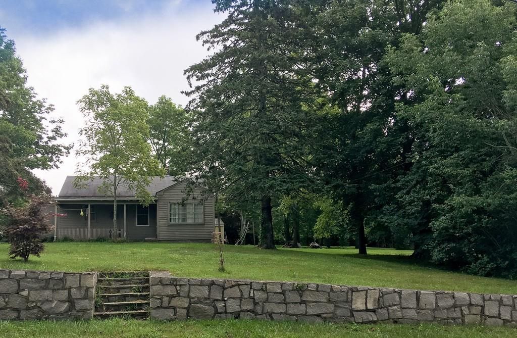 1496 Crandall Rd, Tiverton, RI 02878 Trulia