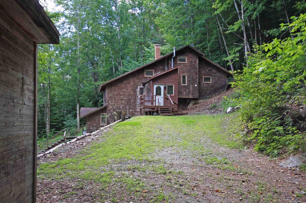 1581 Happy Hollow Rd, S Royalton, VT 05068 2 Bed, 1 Bath Single