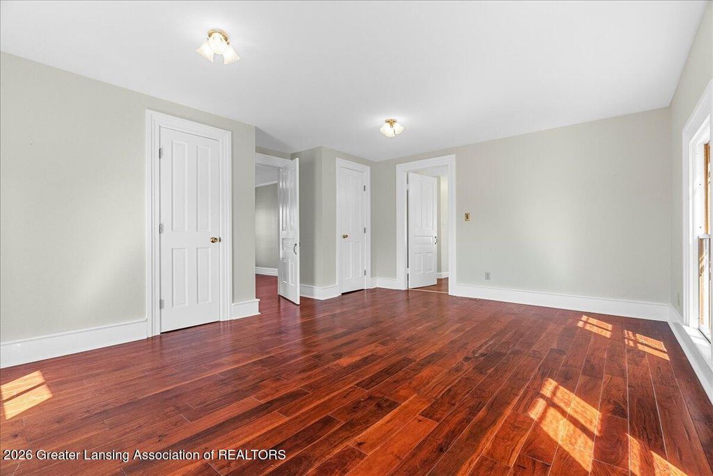 view 31st full size image of this home