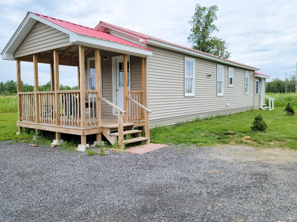 365 Donovan Rd, Brushton, NY 12916