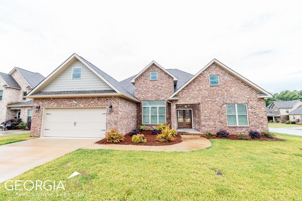 201 Sidney David St, Warner Robins, GA 31088