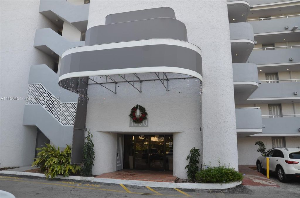 1650 NE 115th St #501, Miami, FL 33181