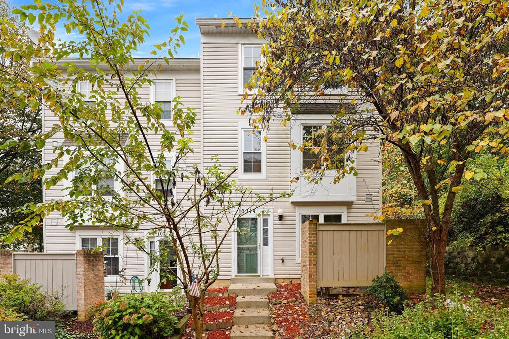 10214 Cove Ledge Ct, Montgomery Village, MD 20886