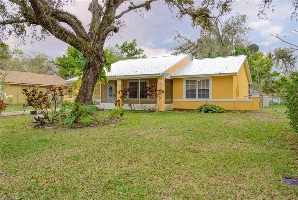 4035 Albany Rd, Labelle, FL 33935
