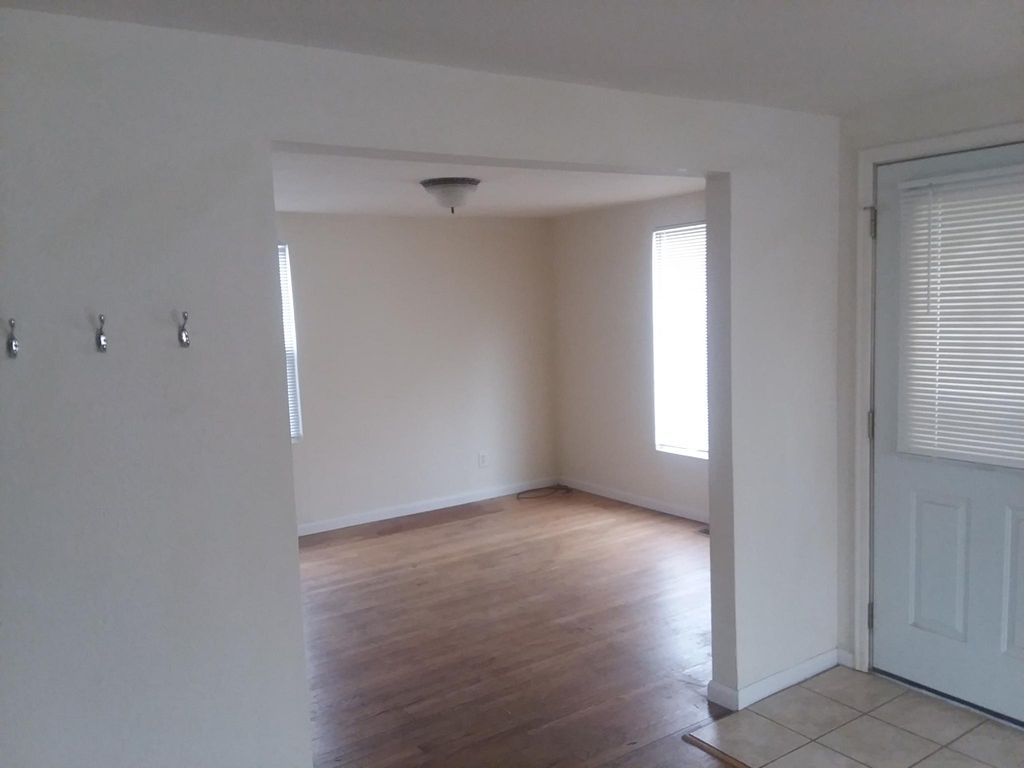 803 9th St, Benton City, WA 99320