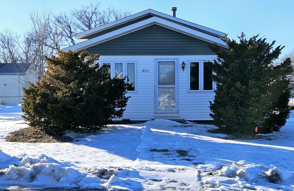 802 S 15th St, Aberdeen City, SD 57401 Trulia