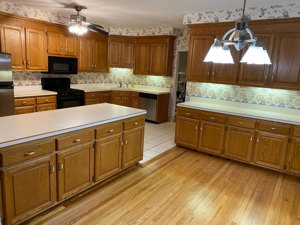 31 Buckingham St, Oakville, CT 06779 Trulia