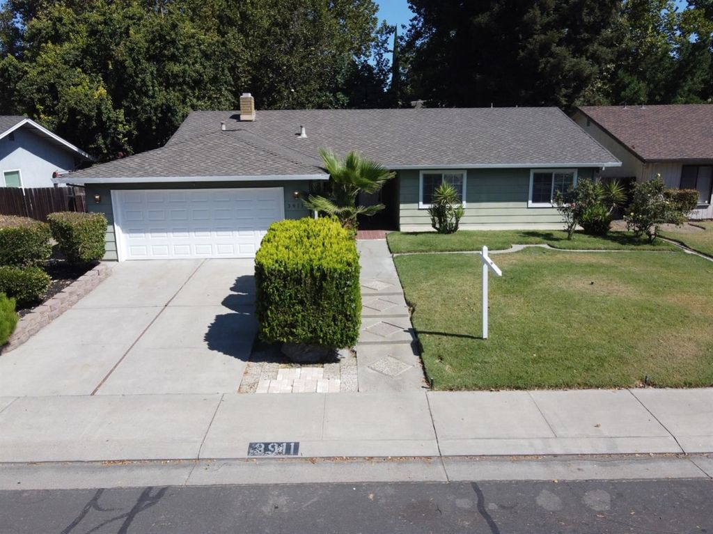 3911 Round Valley Cir, Stockton, CA 95207
