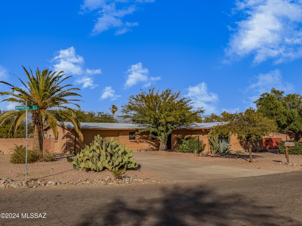 7731 E  Hampton St, Tucson, AZ 85715