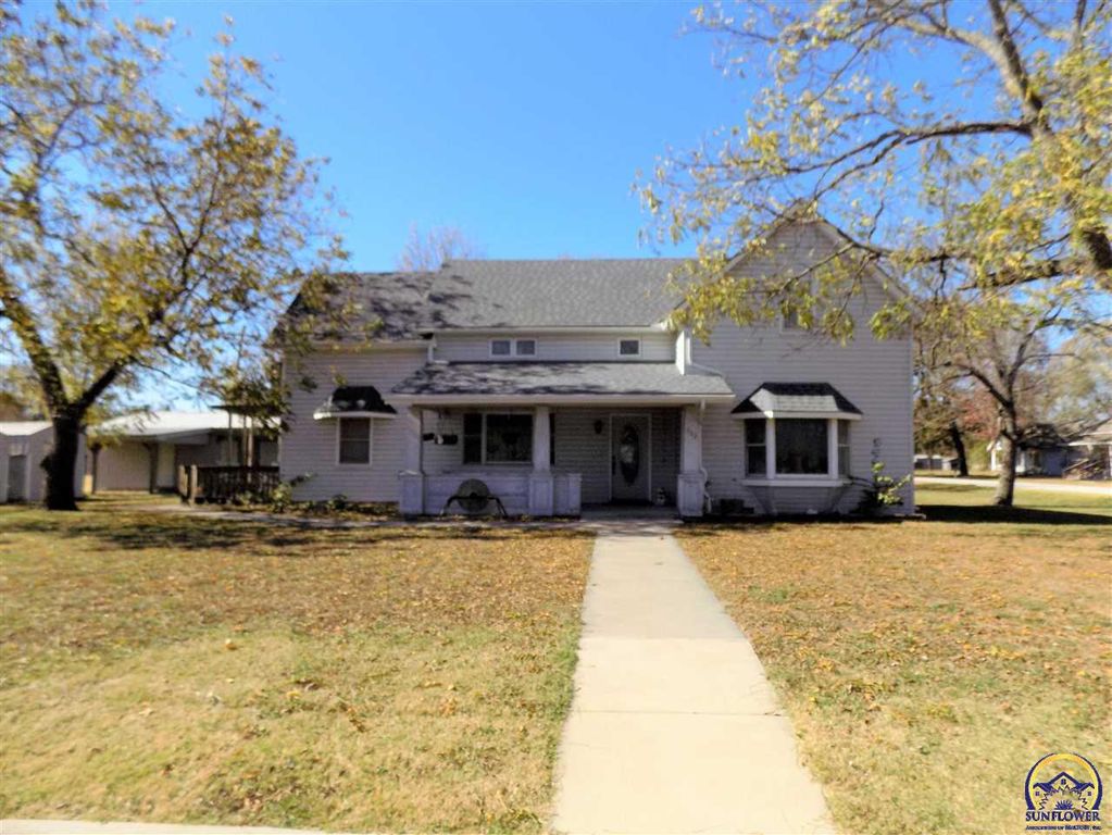 502 S 7th St, Burlington, KS 66839 Trulia