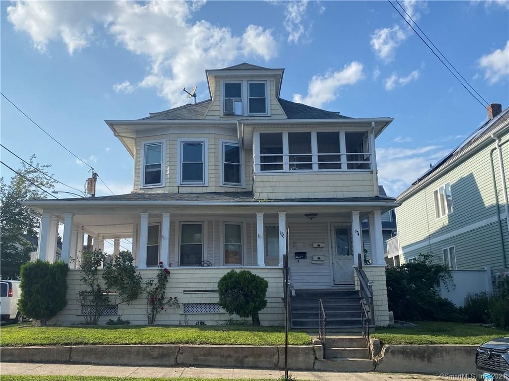 174 Fairview Ave, Bridgeport, CT 06606