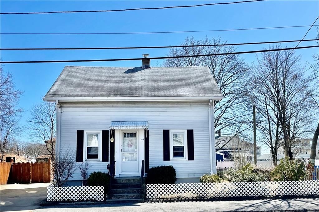 144 Vincent Ave, North Providence, RI 02904