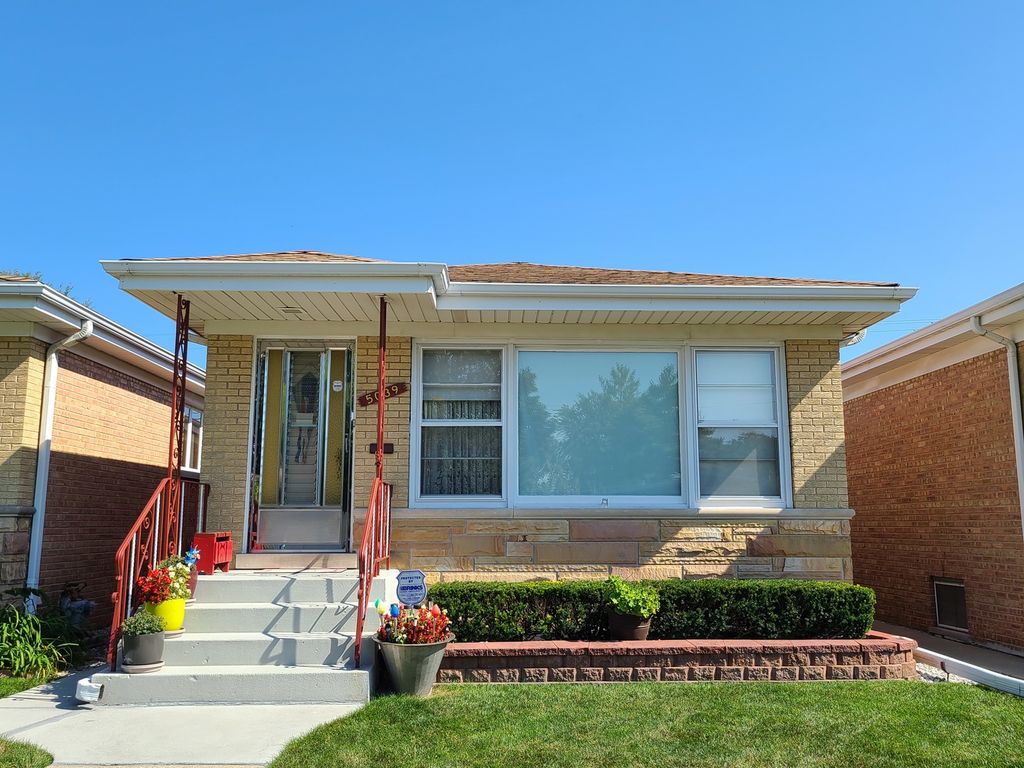 5039 N Oriole Ave, Harwood Heights, IL 60706