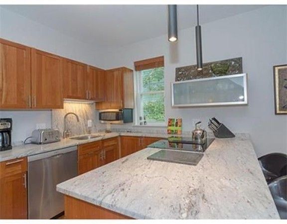 3 Blackstone St #1, Cambridge, MA 02139