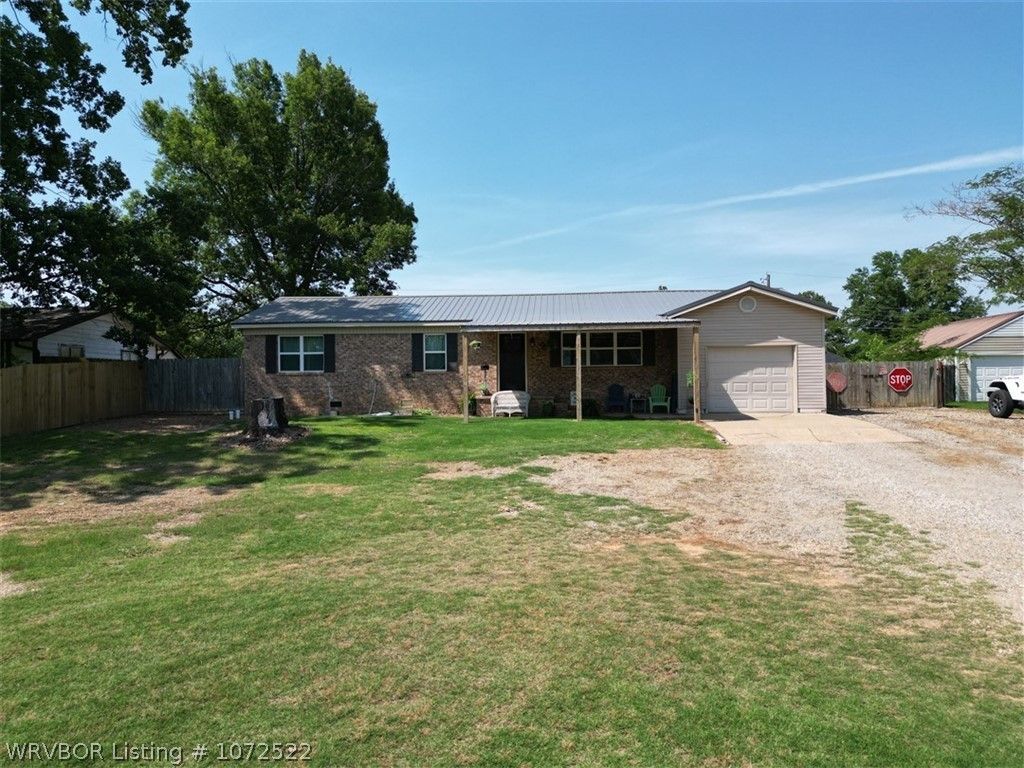 1017 E Redwood Ave, Sallisaw, OK 74955 MLS 1072522 Trulia