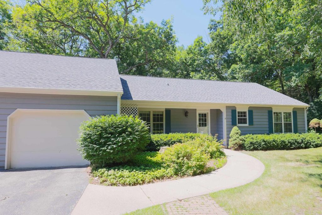 3211 North Crystal Springs Rd, Janesville, WI 53545 Trulia