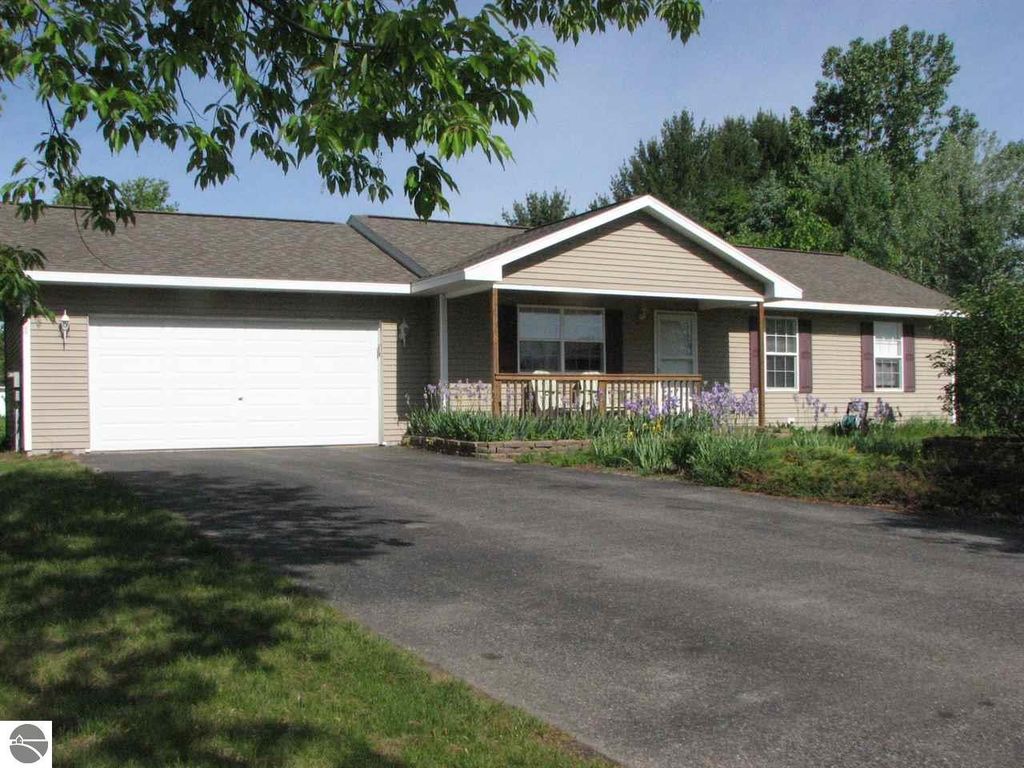 2068 Labrador Ln, Grawn, MI 49637 Trulia