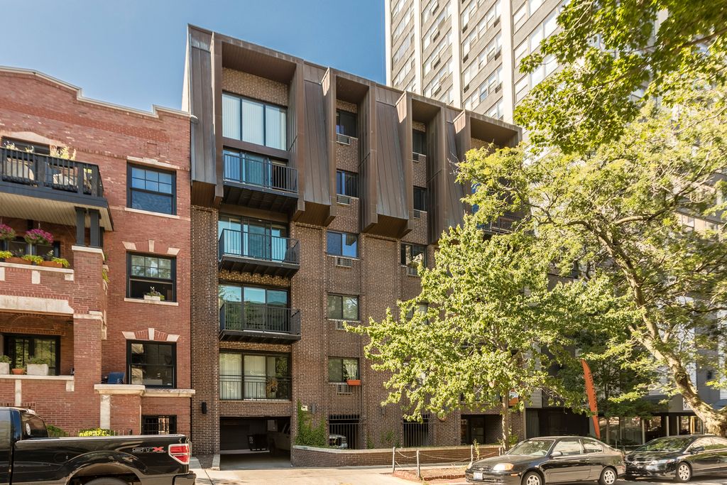 512 W Wrightwood Ave, Chicago, IL 60614
