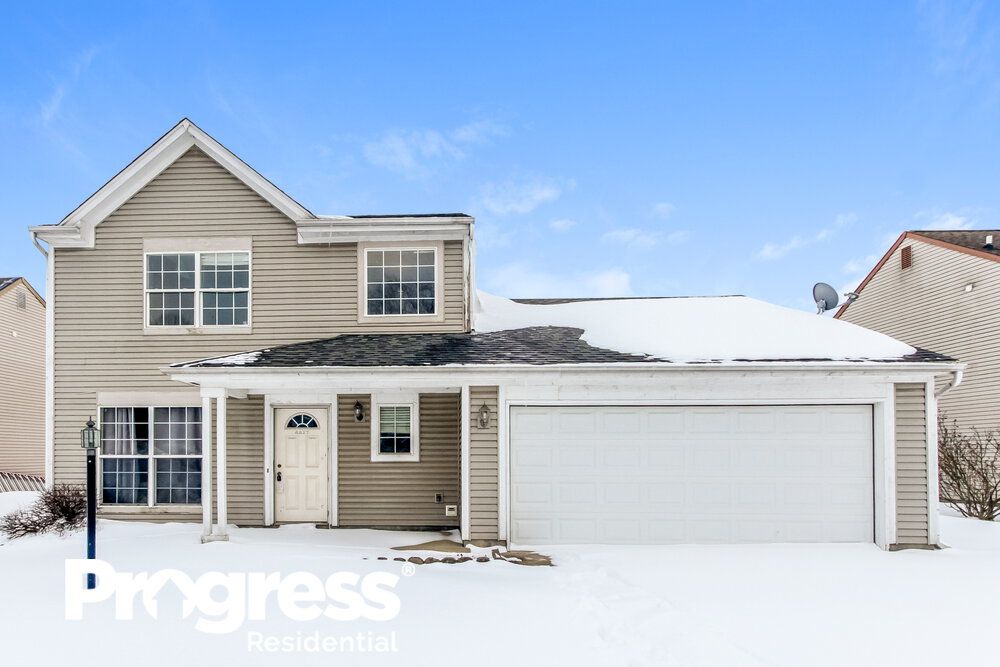 6827 Devinney Ln, Indianapolis, IN 46221