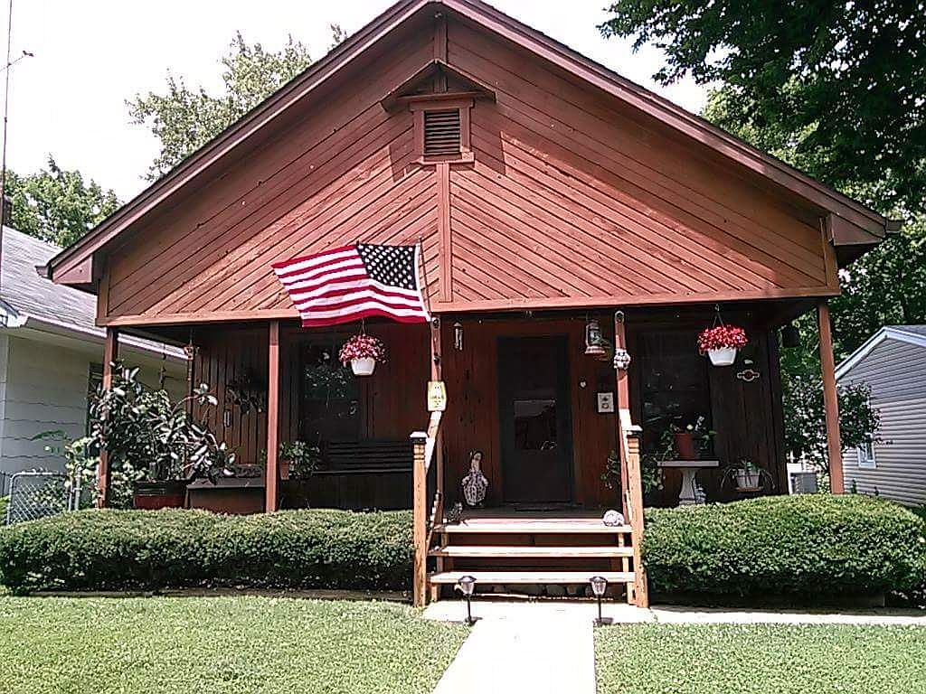 218 W Southern Ave, Indianapolis, IN 46225