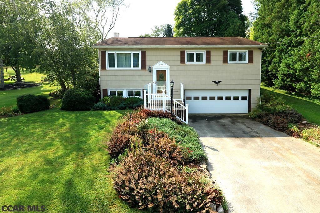 306 Marengo Ln, Pennsylvania Furnace, PA 16865