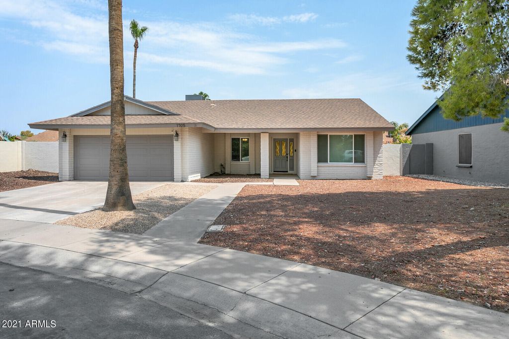 1705 N Burbank Ct, Chandler, AZ 85225
