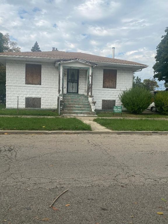 9059 S May St, Chicago, IL 60620
