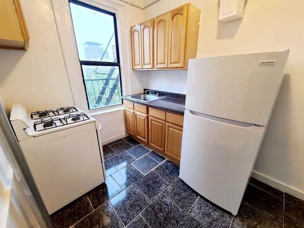 2114 Daly Ave 4Q, Bronx, NY 10460 Trulia