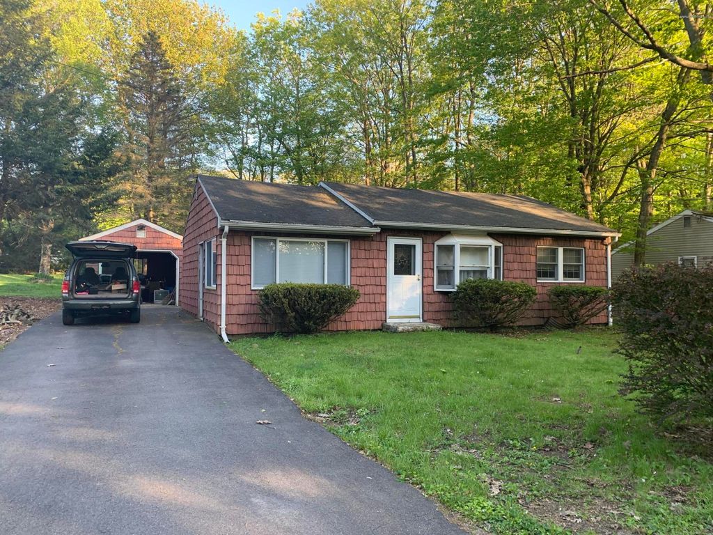 1338 Madison Ave, Pocono Summit, PA 18346 Trulia