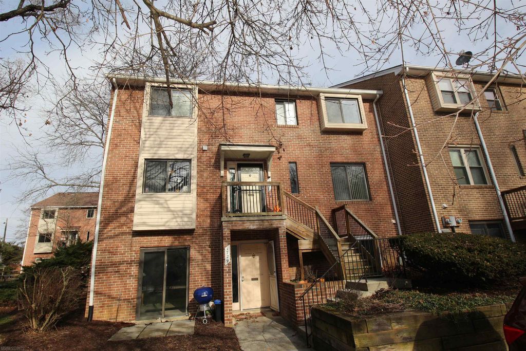 1730 Donlee Dr #1730, Blacksburg, VA 24060