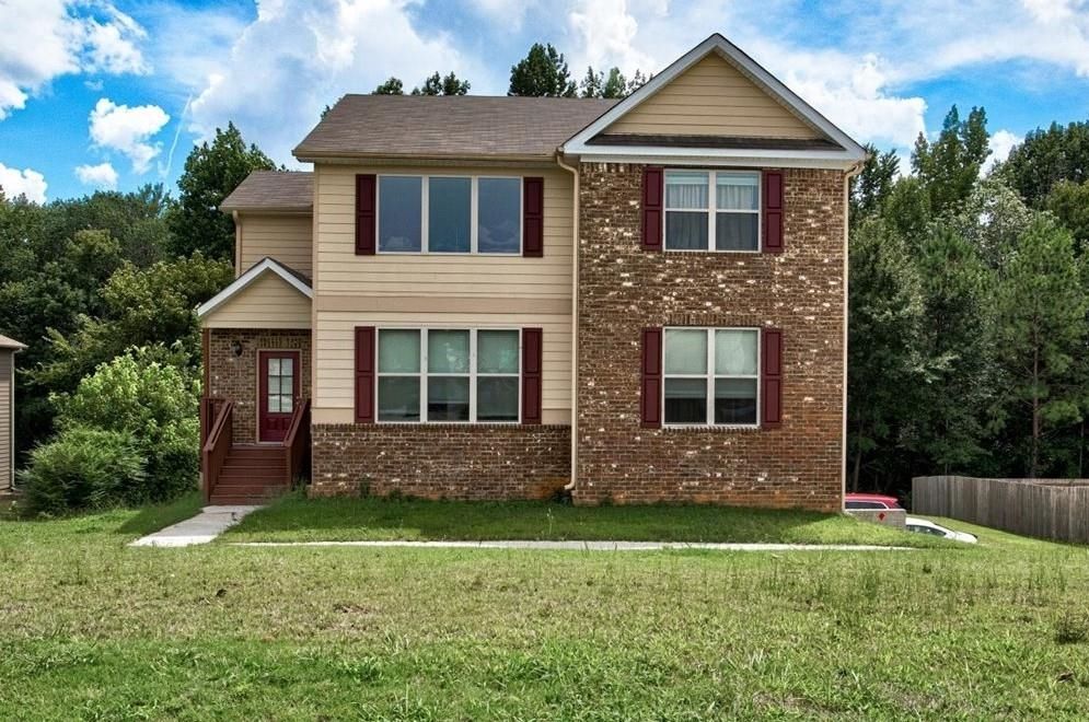 367 Tara Beach Ln, Jonesboro, GA 30238