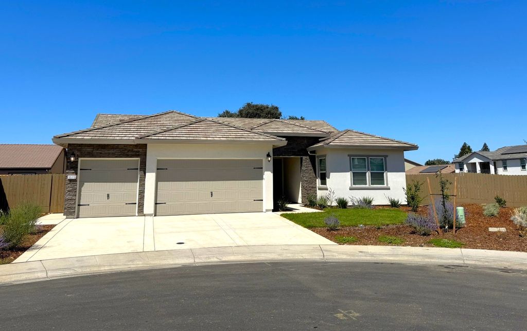 5515 Ringwood Ct, Fair Oaks, CA 95628