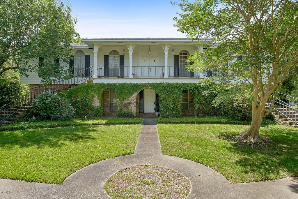 15 Bayou View Dr, Gulfport, MS 39507 Trulia