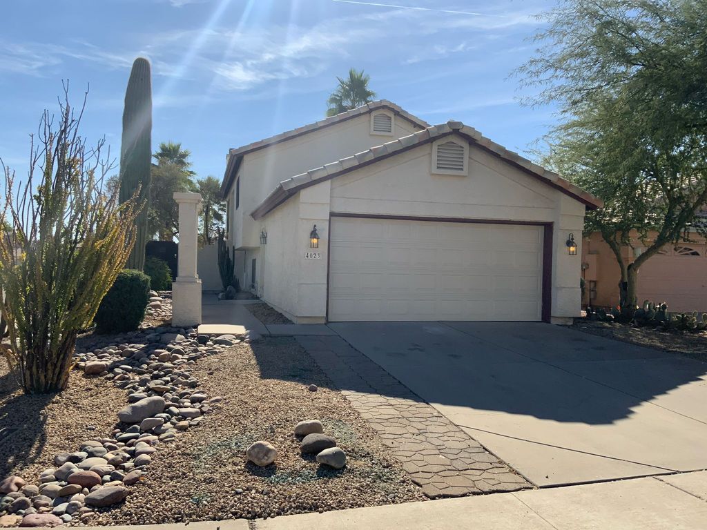4023 E Hiddenview Dr, Phoenix, AZ 85048