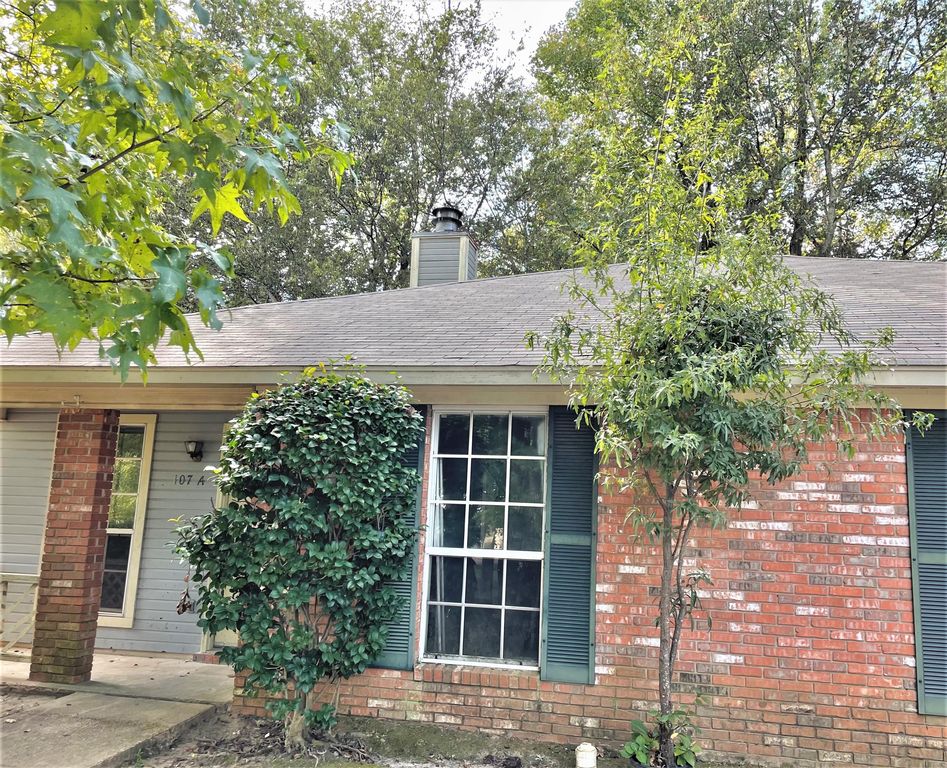 107 Woodstone Pl #A, Clinton, MS 39056