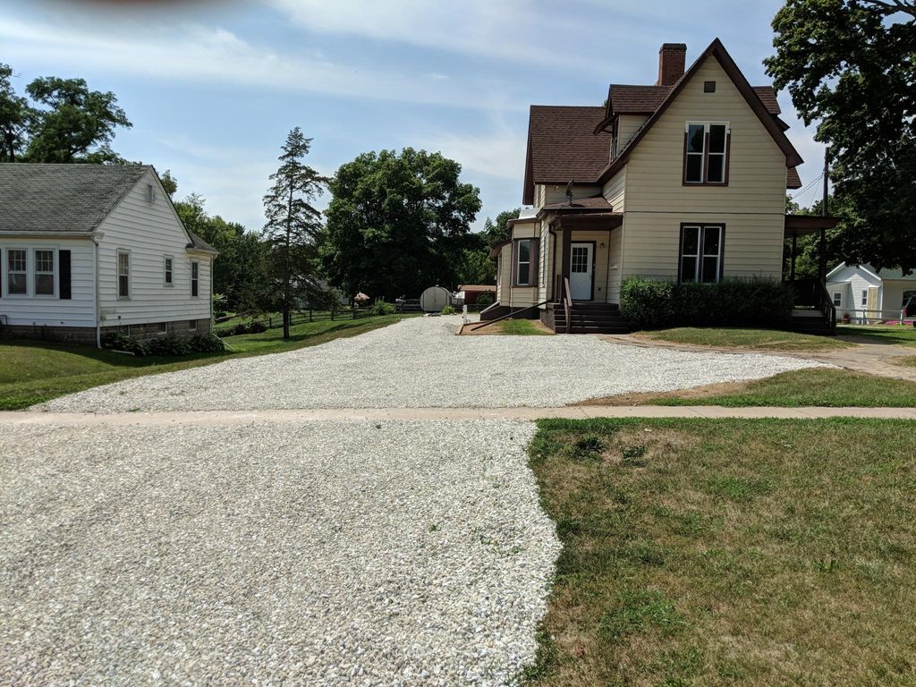 830 N Broadway St 1, Lewistown, IL 61542 Trulia