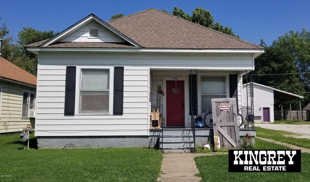 1516 Chouteau Ave, Baxter Springs, KS 66713