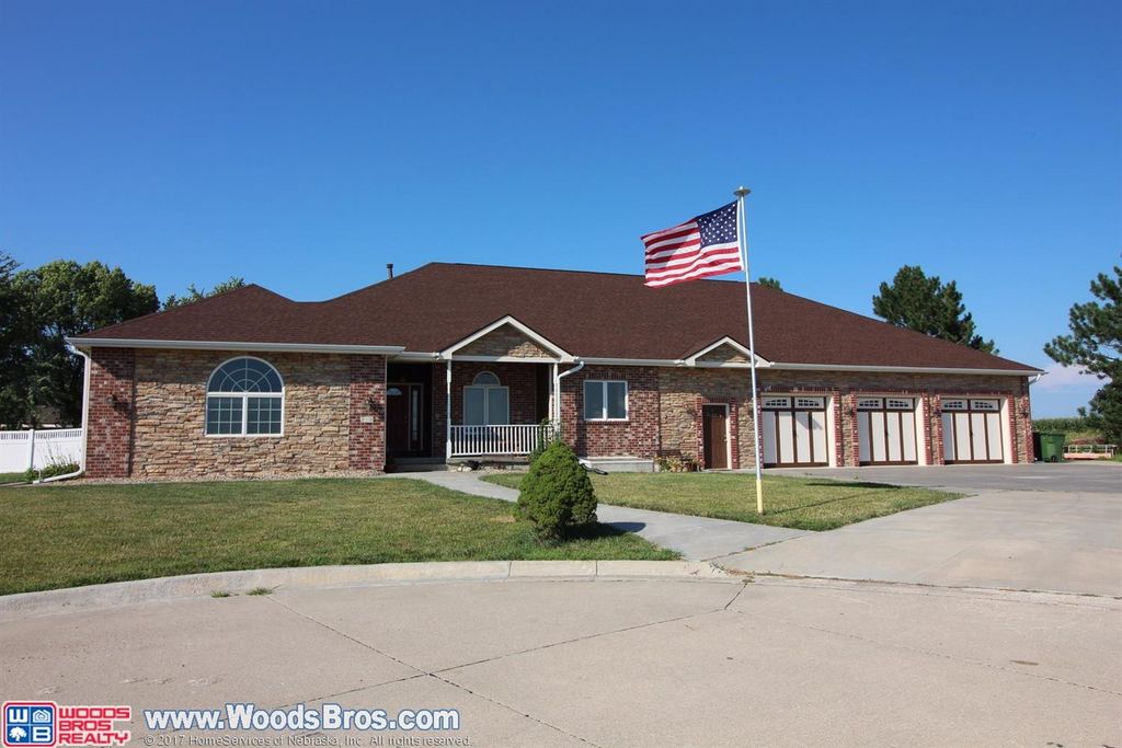 210 W 9th St, Cortland, NE 2 Bed, 2.8 Bath SingleFamily Home 70
