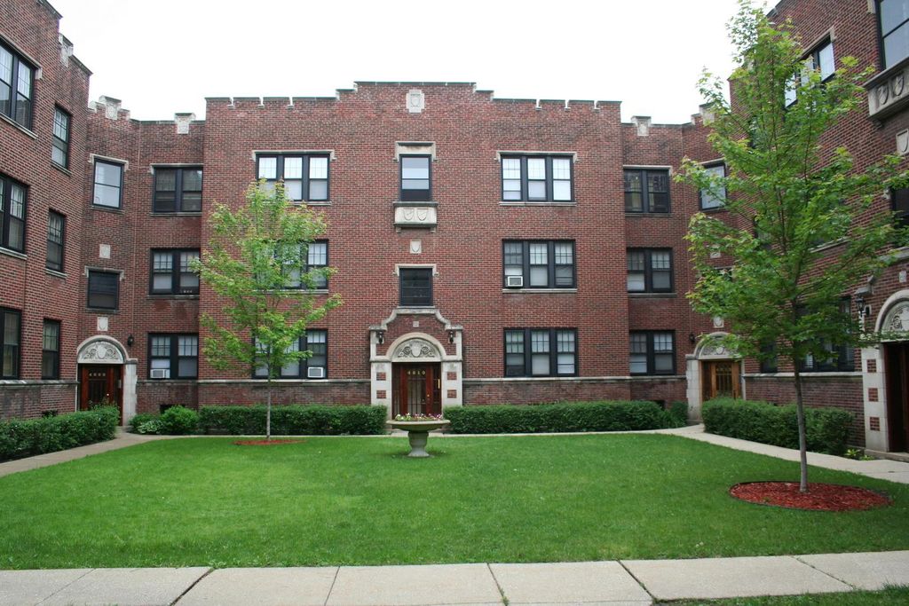 4804 N Linder Ave, Chicago, IL 60630