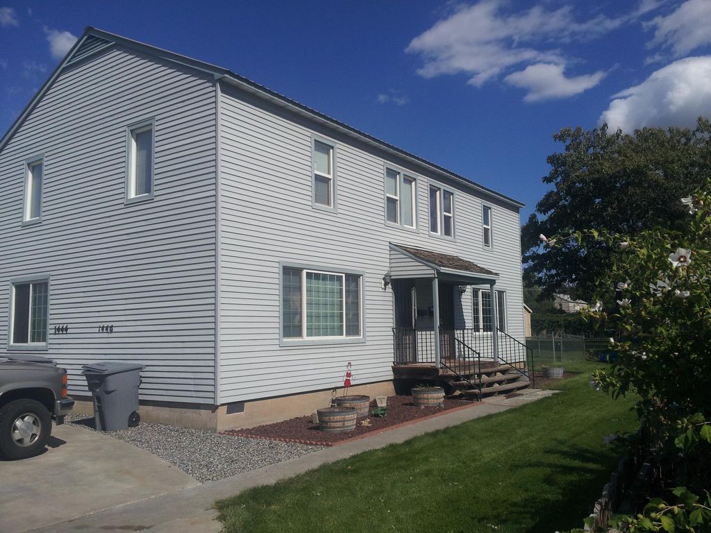 1446 Thayer Dr, Richland, WA 99354